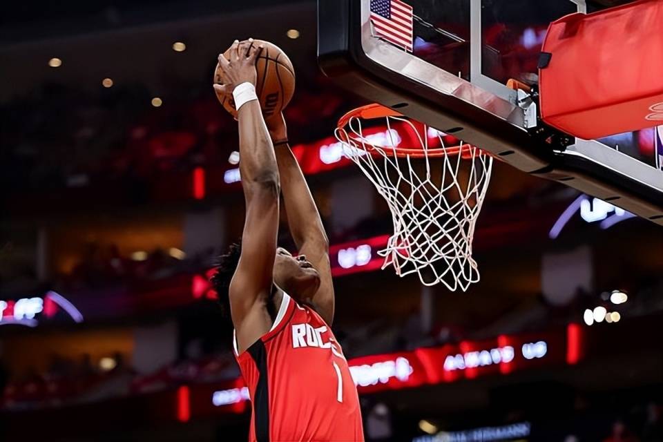 响总共出场, 我认为, 常标准的锋 响总共出场, 我认为, 常标准的锋