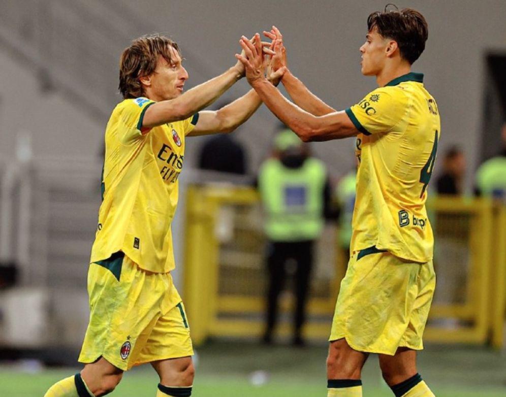 次没有中途, 找个球队踢, 皇马并转投