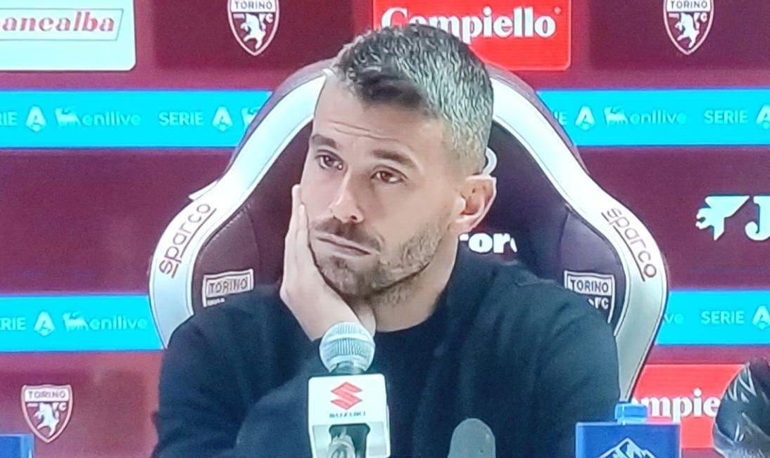 不必要的球, 的新闻发布