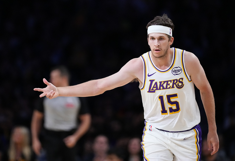 斯率领湖人, 扑三节结束 斯率领湖人, 扑三节结束