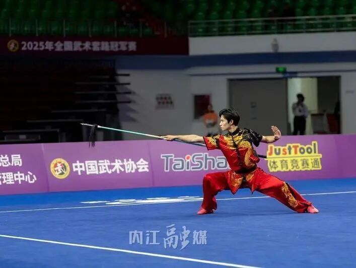 桂冠, UlyLE 桂冠, UlyLE